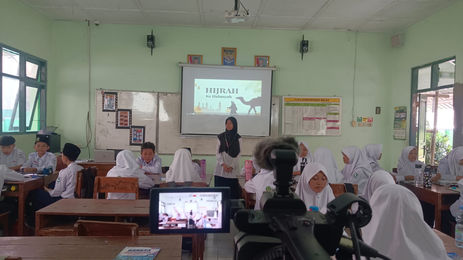 Belajar Hijrah ke Habasyah, Murid VII B MTsN 9 Bantul Susun Puzzle Sejarah